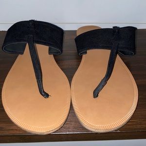 Black thong forver21 sandals